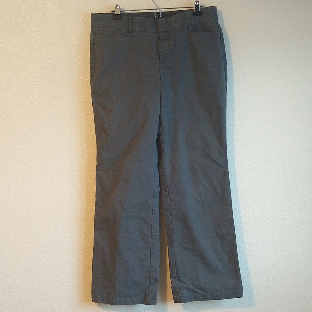 3/$10 Dockers elastic waist size 14 wide legs GUC